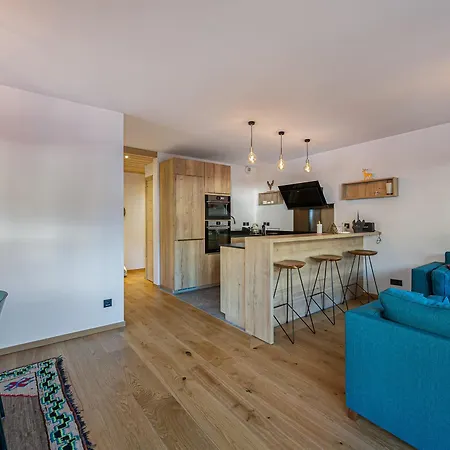 T3 Avec Parking A 100m Des Pistes A Courchevel, 6 Couchages - Fr-1-563-61 Apartment Courchevel